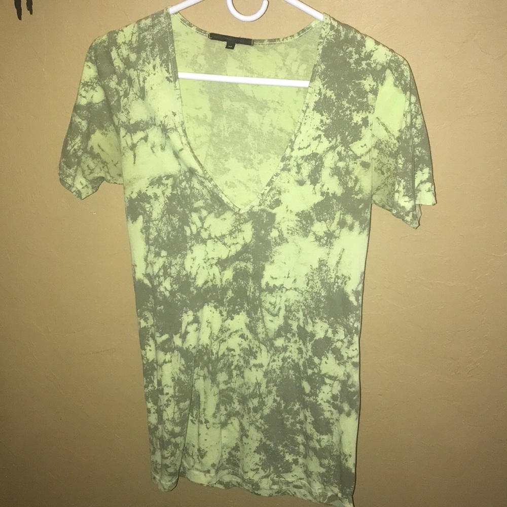 Women’s T-shirt